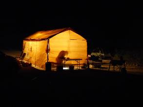 wDV-2015-march-day4-6  Glow Tent.jpg (112210 bytes)